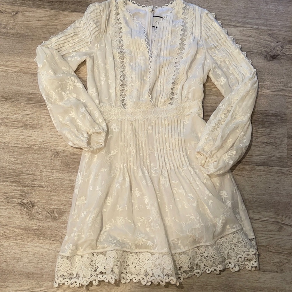 Alexis dress